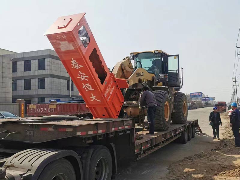 鏟車液壓夯實機(jī) 鏟車液壓夯實機(jī)